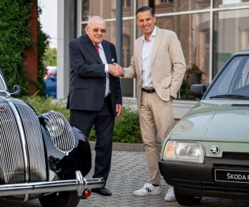 Влиятельный инженер и руководитель Петр Хрдличка празднует 90-летие