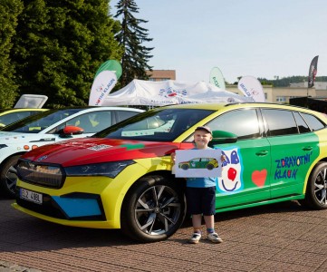 Дети для детей: Третий Enyaq iV предоставлен организации Clown Doctor