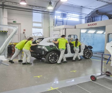 Название автомобиля ученика № 9 - Škoda Roadiaq